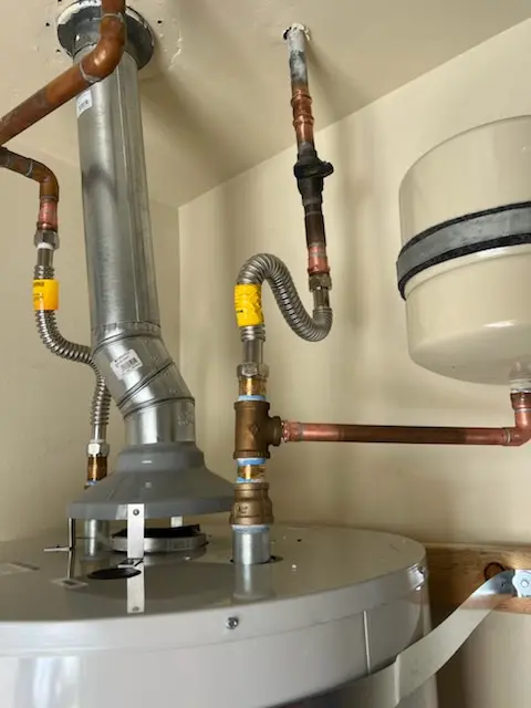 Water heater installation and plumbing repair in Reading